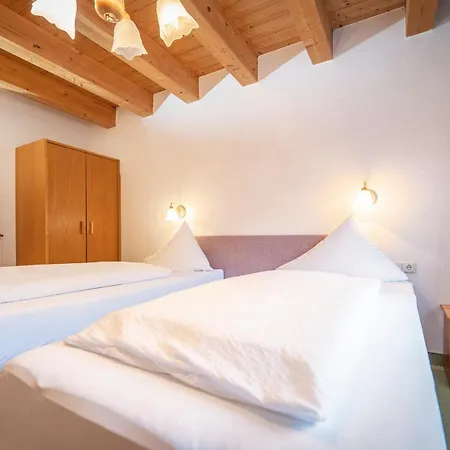 Hildegard Der Steinbock Sommerwohnung Winterferienhaus 圣安东阿尔贝格